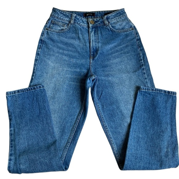 Urban Outfitters BDG High Rise Mom Jean Vintage Mid Wash 90s Style Tapered 25x27 - Picture 7 of 16